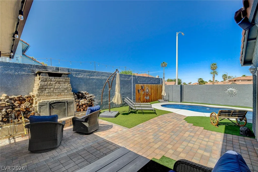 345 Moreno, Henderson, NV 89014