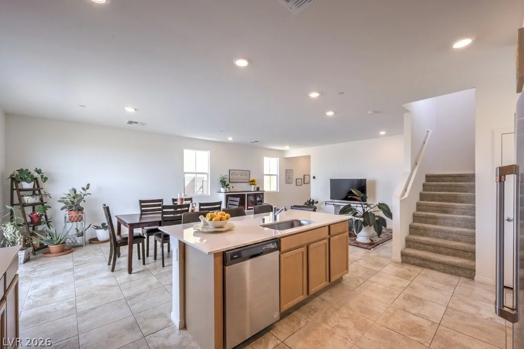 2416 Bellinzona, Henderson, NV 89044