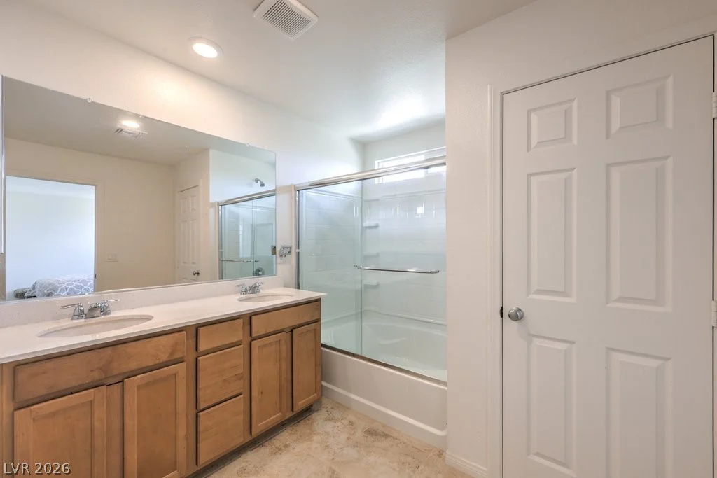 2416 Bellinzona, Henderson, NV 89044