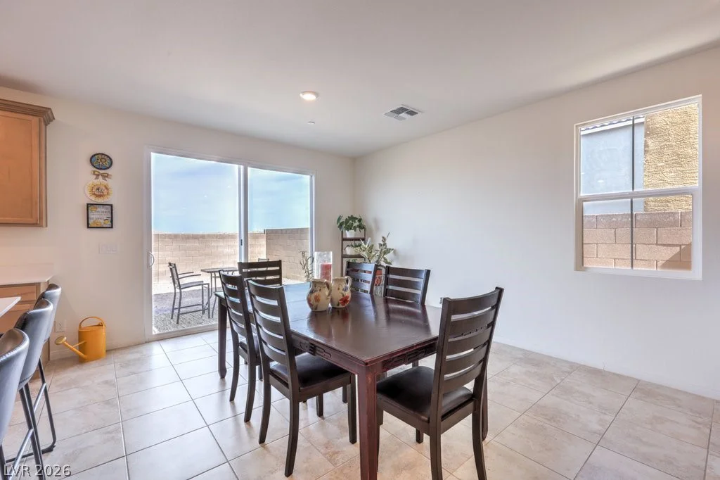2416 Bellinzona, Henderson, NV 89044