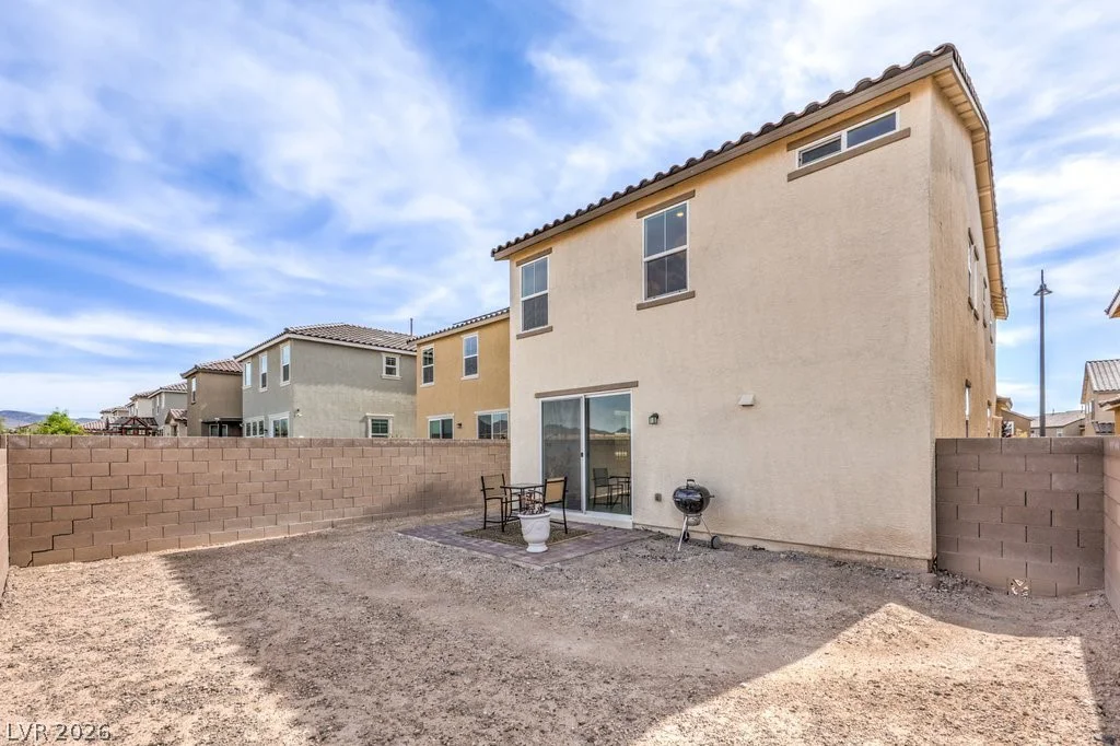 2416 Bellinzona, Henderson, NV 89044