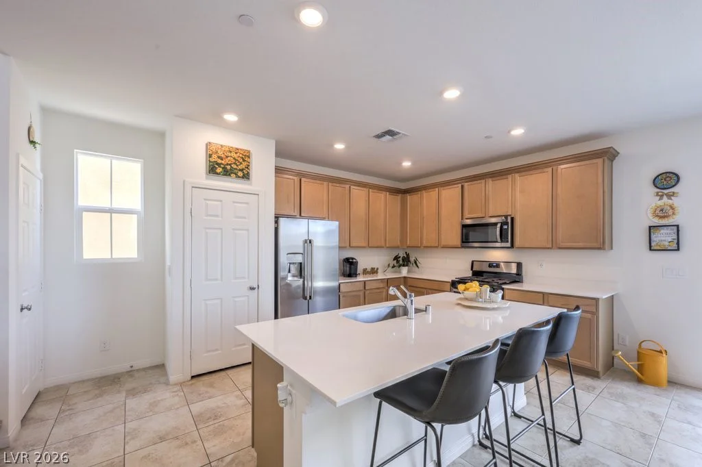 2416 Bellinzona, Henderson, NV 89044