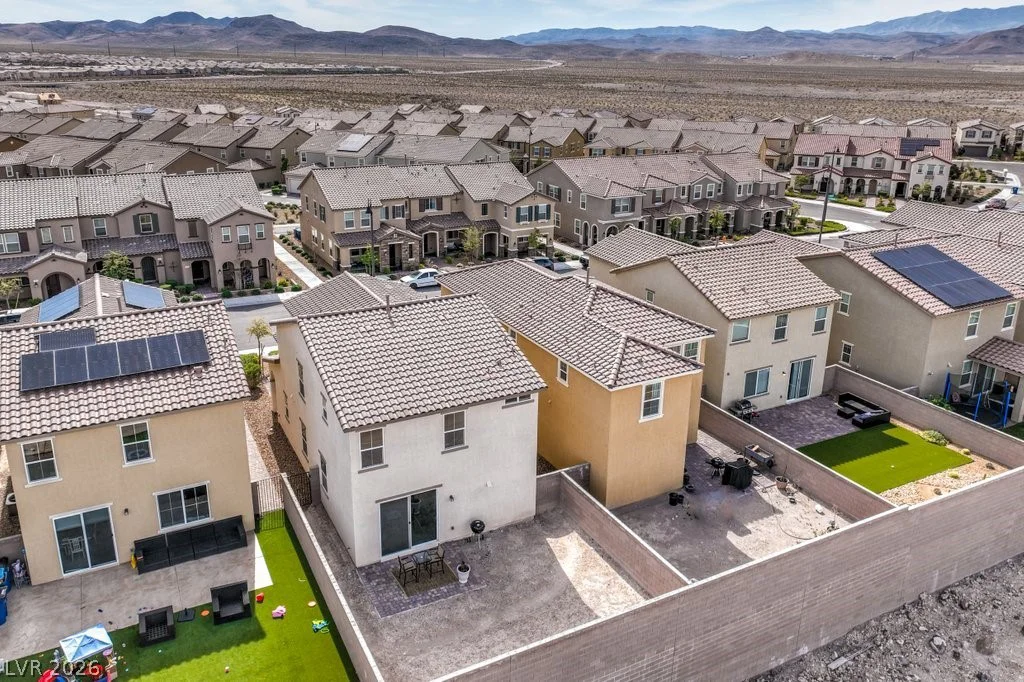 2416 Bellinzona, Henderson, NV 89044