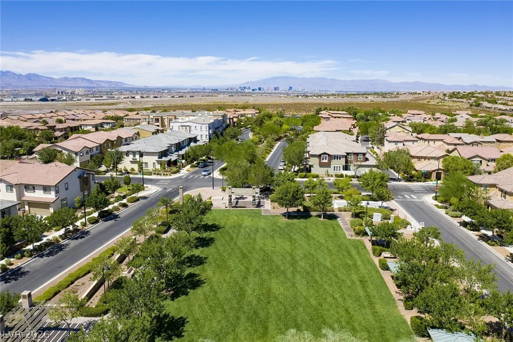 2416 Bellinzona, Henderson, NV 89044