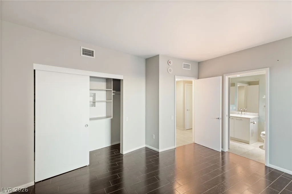 322 Karen, Las Vegas, NV 89109