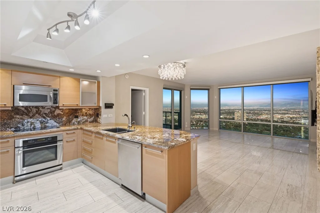 322 Karen, Las Vegas, NV 89109
