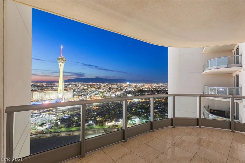 322 Karen, Las Vegas, NV 89109