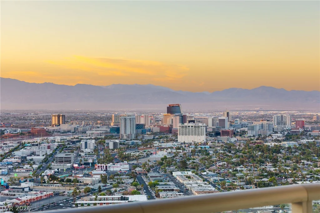 322 Karen, Las Vegas, NV 89109