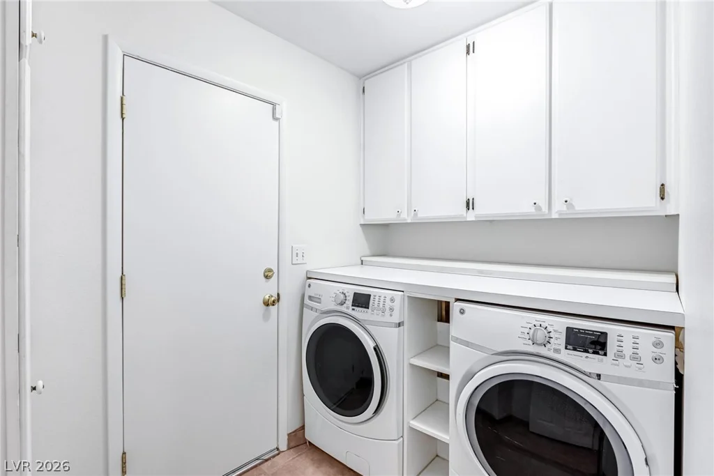 3221 Grey Dolphin, Las Vegas, NV 89117