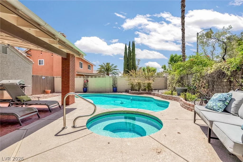 3221 Grey Dolphin, Las Vegas, NV 89117