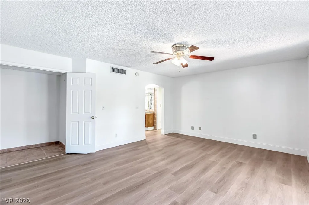 3221 Grey Dolphin, Las Vegas, NV 89117