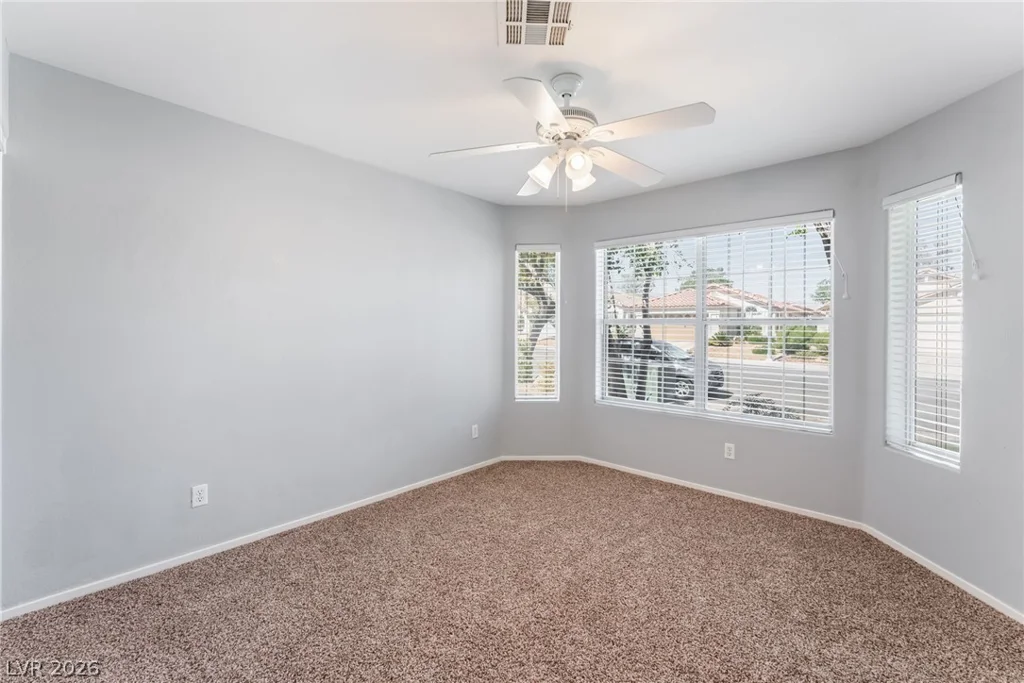 7805 Seychelles, Las Vegas, NV 89129