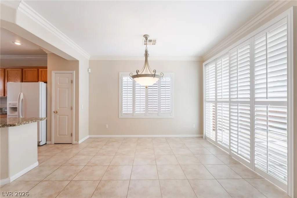 10481 Riverside Park, Las Vegas, NV 89135