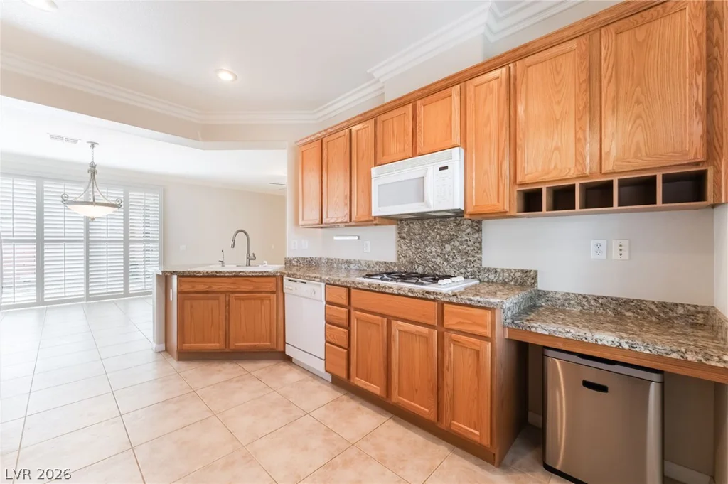 10481 Riverside Park, Las Vegas, NV 89135