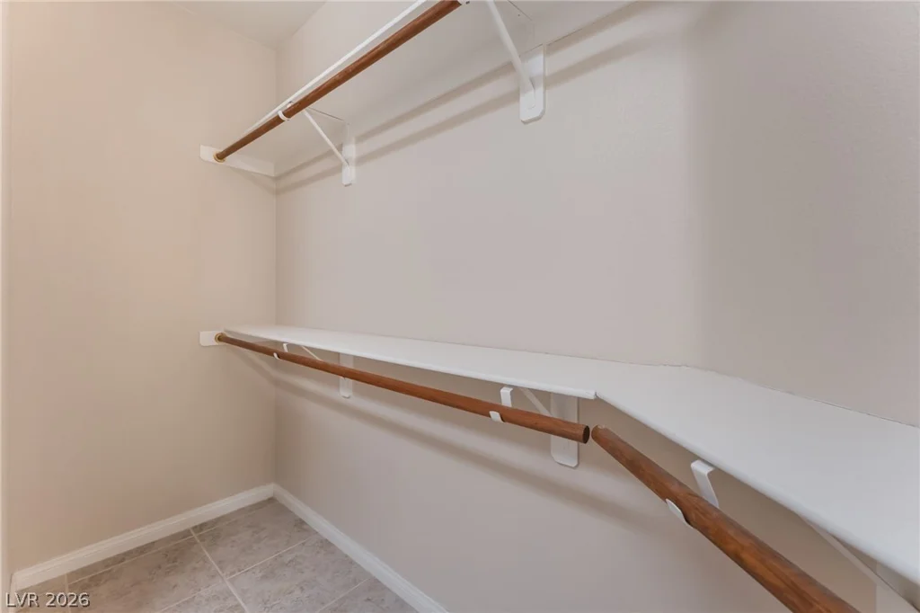 10481 Riverside Park, Las Vegas, NV 89135