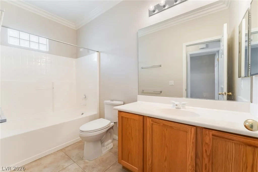 10481 Riverside Park, Las Vegas, NV 89135