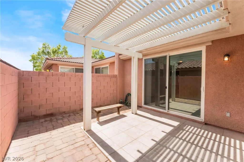 10481 Riverside Park, Las Vegas, NV 89135