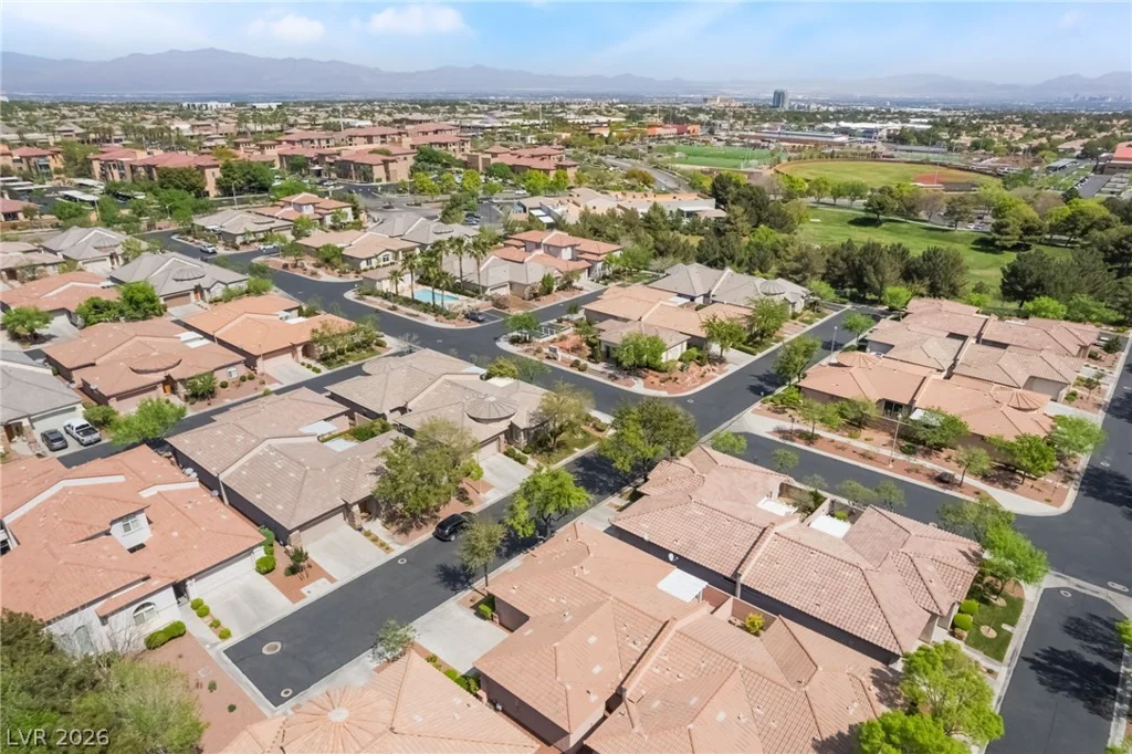 10481 Riverside Park, Las Vegas, NV 89135