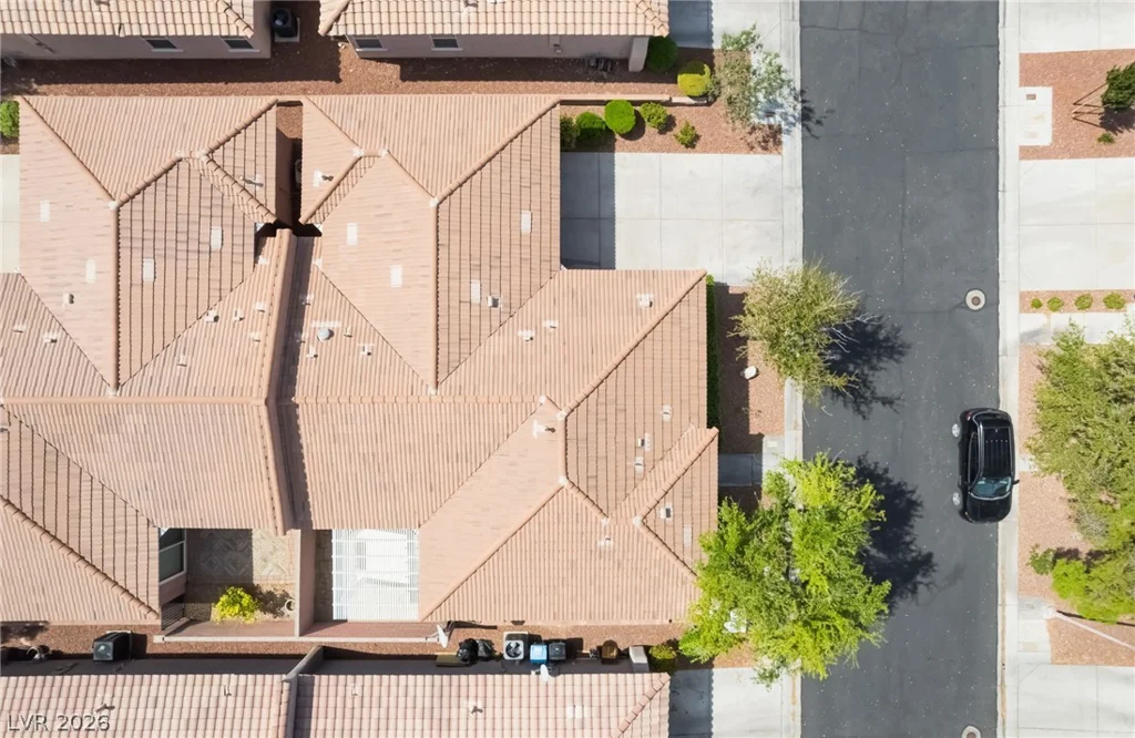 10481 Riverside Park, Las Vegas, NV 89135