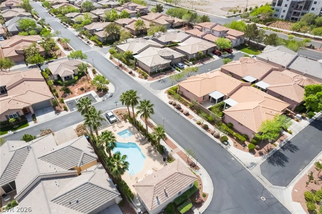 10481 Riverside Park, Las Vegas, NV 89135