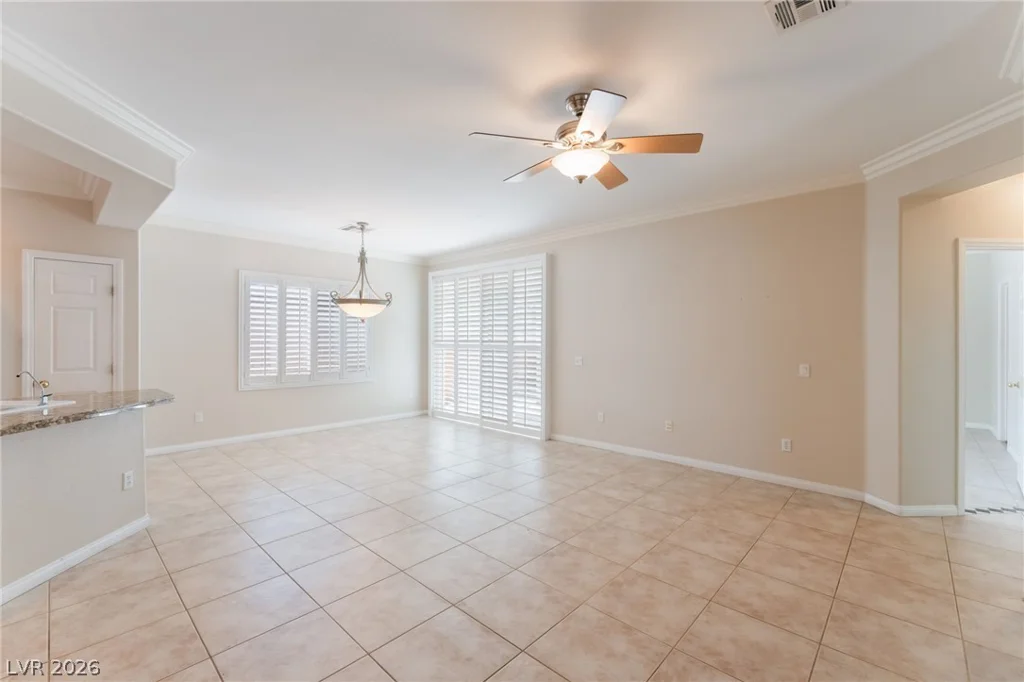 10481 Riverside Park, Las Vegas, NV 89135
