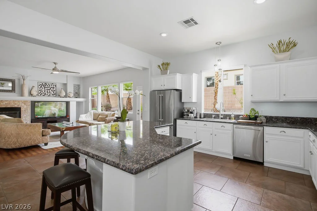 1947 Grovespring, Las Vegas, NV 89135