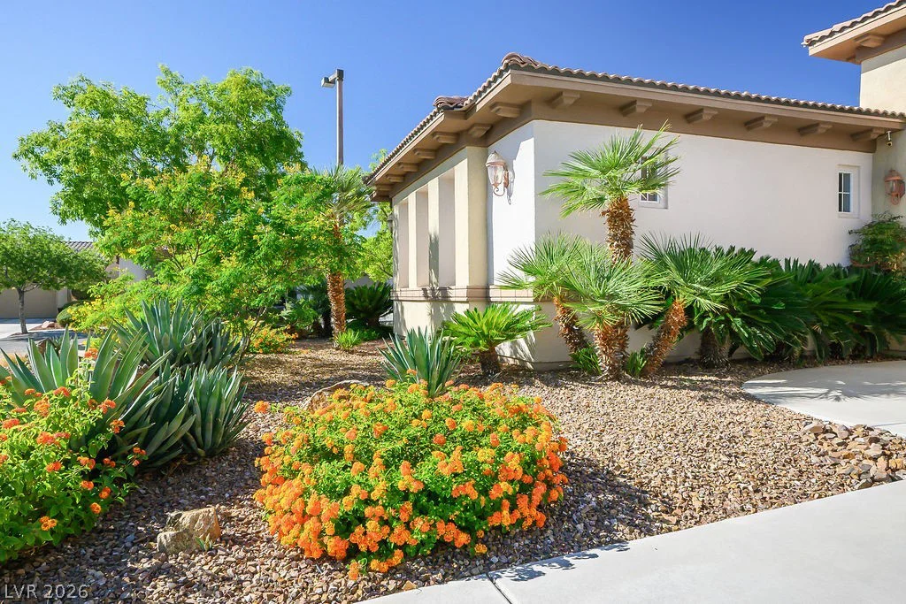 1947 Grovespring, Las Vegas, NV 89135
