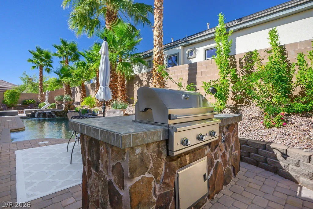 1947 Grovespring, Las Vegas, NV 89135