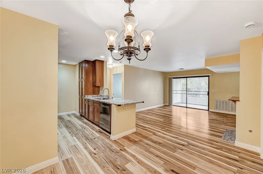 4899 Torrey Pines, Las Vegas, NV 89103