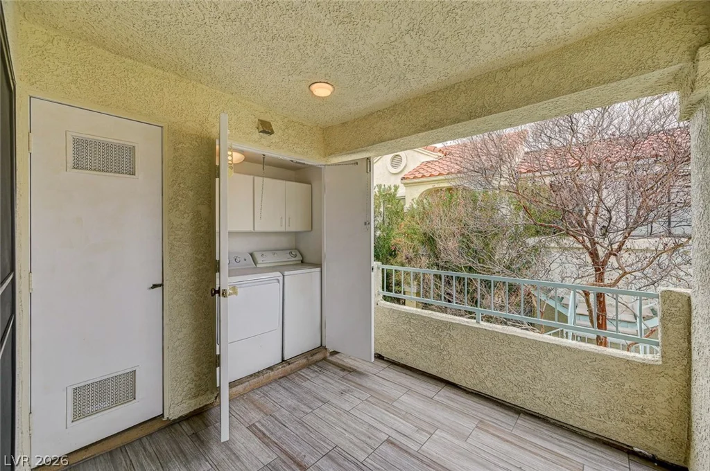 4899 Torrey Pines, Las Vegas, NV 89103