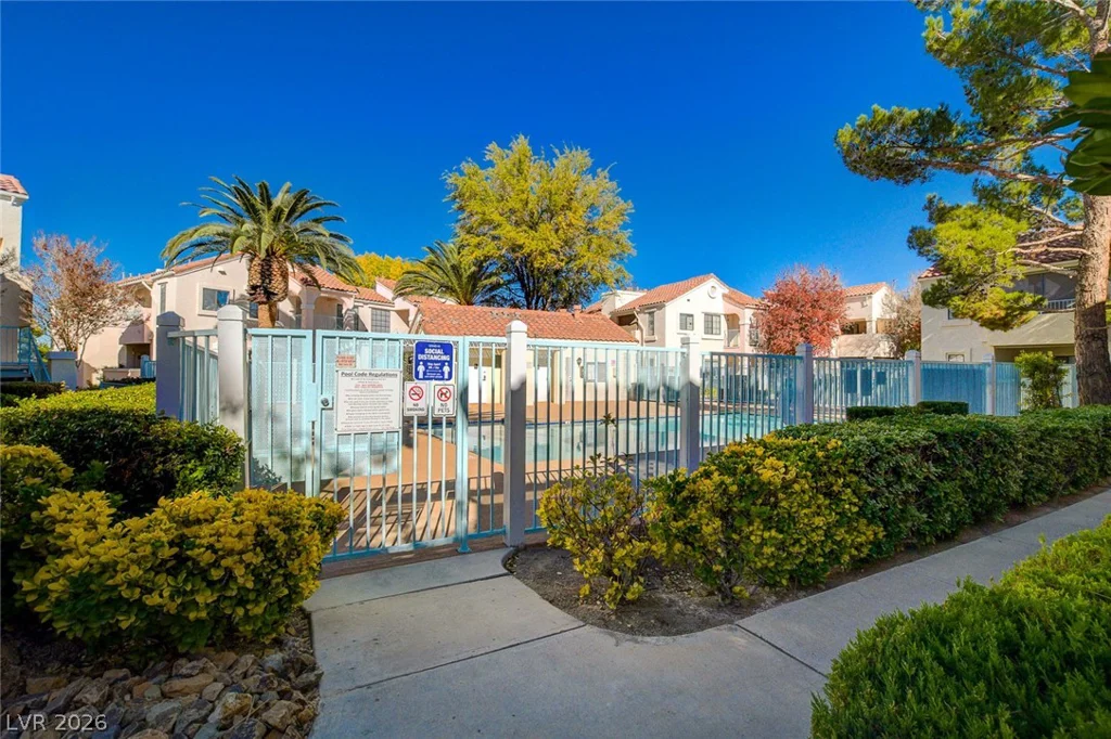 4899 Torrey Pines, Las Vegas, NV 89103
