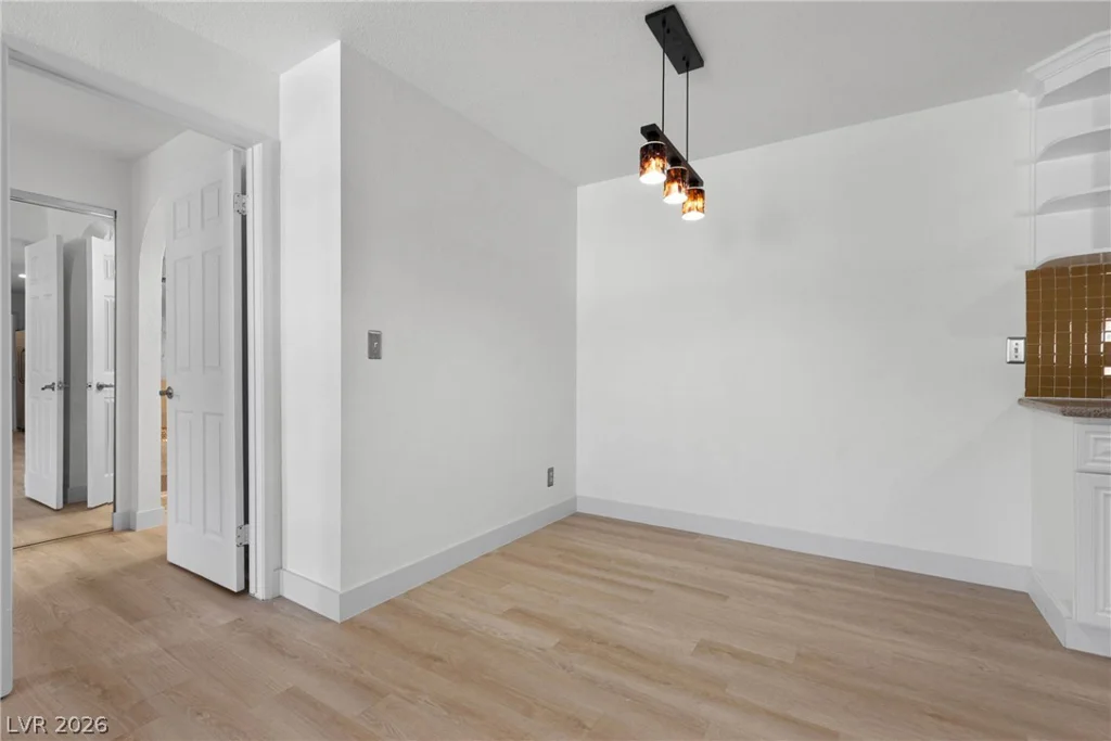2200 Fort Apache, Las Vegas, NV 89117