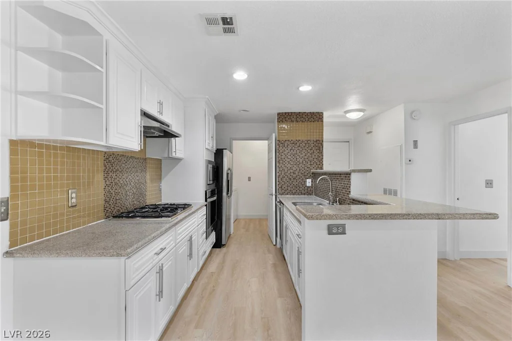 2200 Fort Apache, Las Vegas, NV 89117