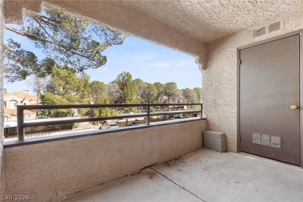 2200 Fort Apache, Las Vegas, NV 89117