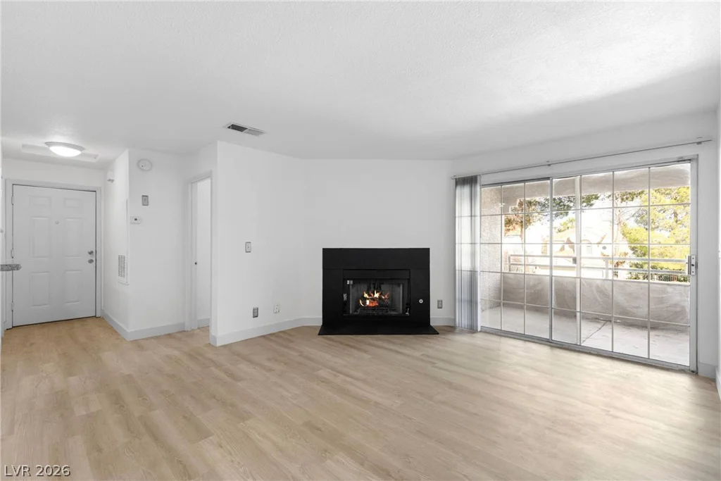 2200 Fort Apache, Las Vegas, NV 89117