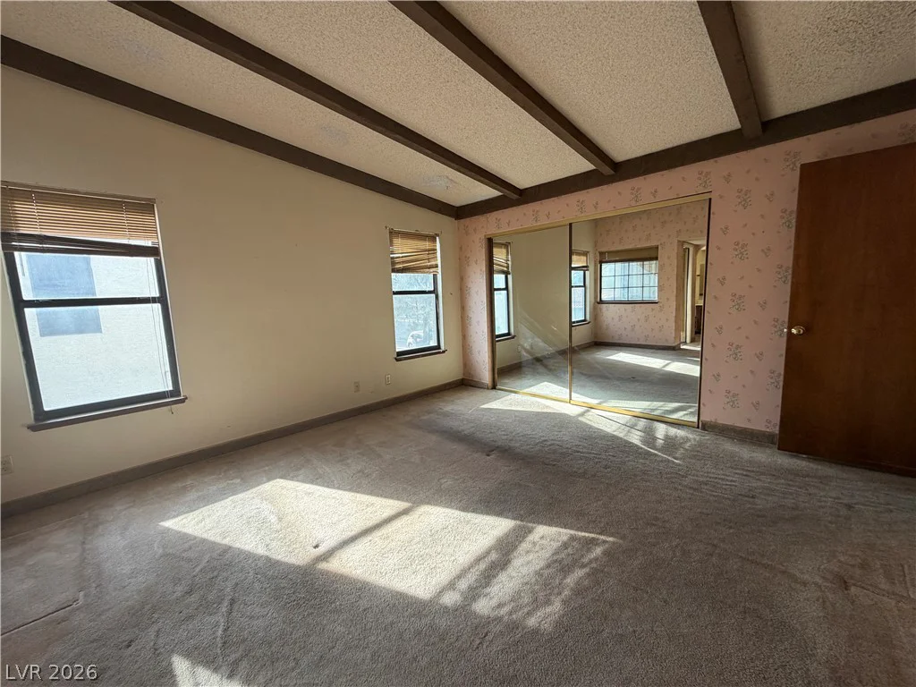 6121 Oakey, Las Vegas, NV 89146
