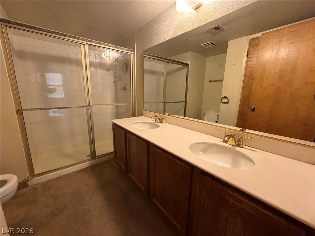 6121 Oakey, Las Vegas, NV 89146