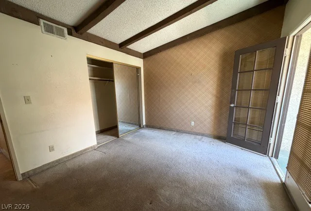 6121 Oakey, Las Vegas, NV 89146