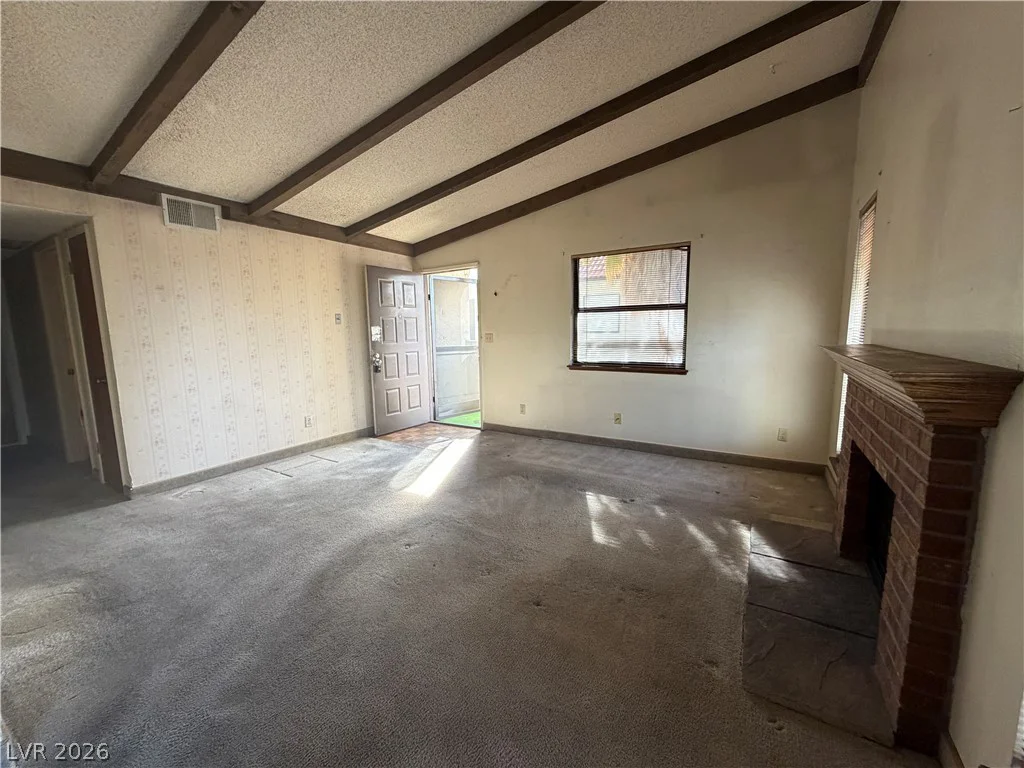 6121 Oakey, Las Vegas, NV 89146