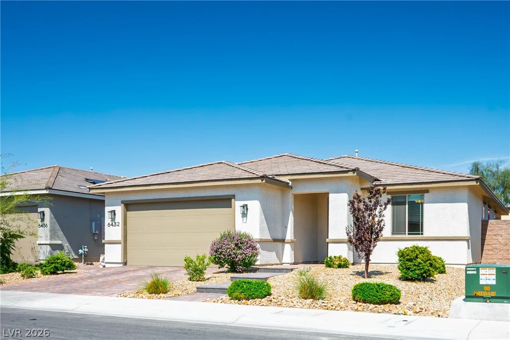 6432 Linden, North Las Vegas, NV 89086