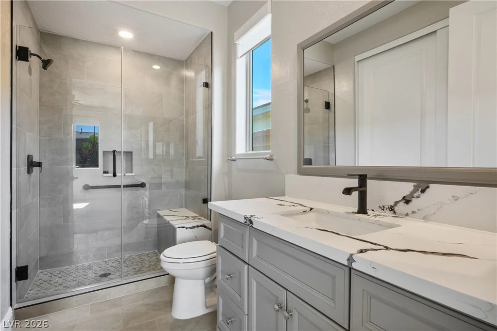 6432 Linden, North Las Vegas, NV 89086