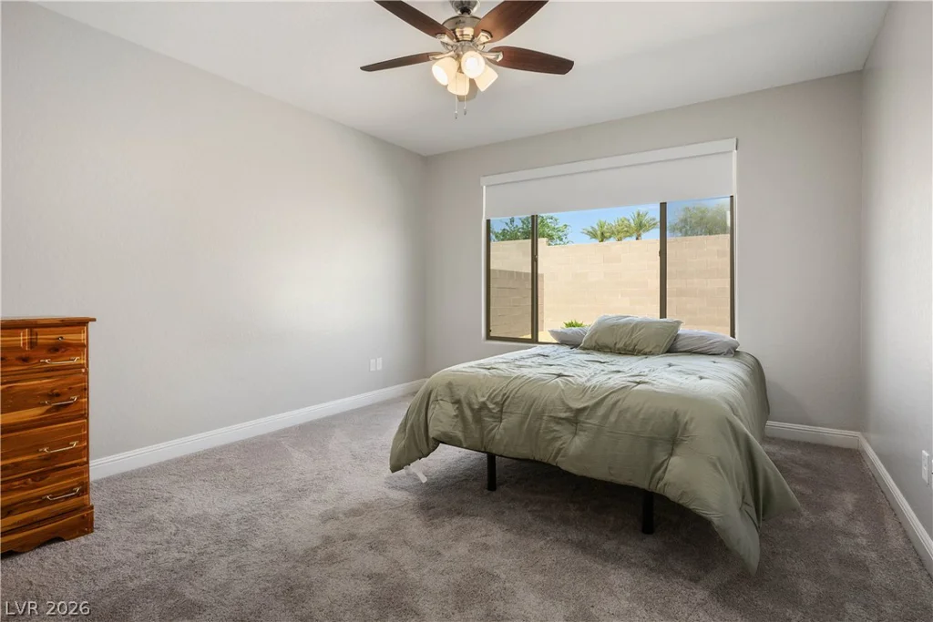 6432 Linden, North Las Vegas, NV 89086