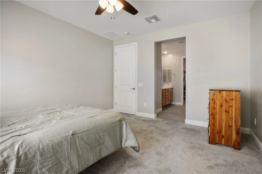 6432 Linden, North Las Vegas, NV 89086