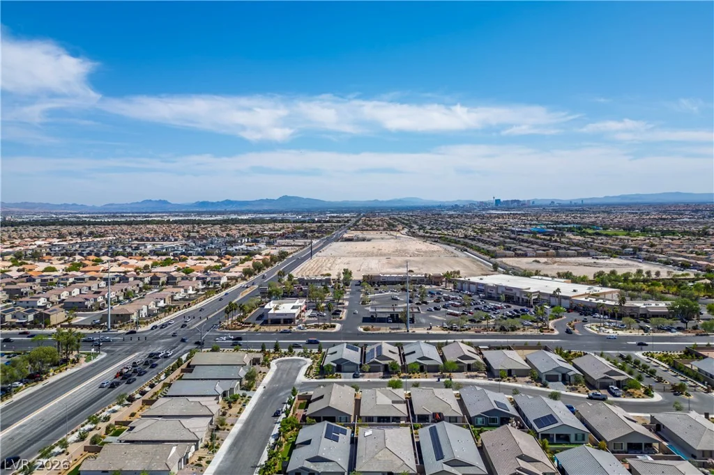 6432 Linden, North Las Vegas, NV 89086
