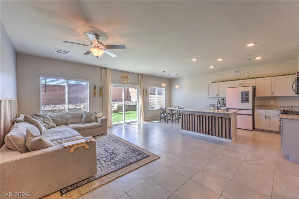 10261 Crimson Meadow, Las Vegas, NV 89166
