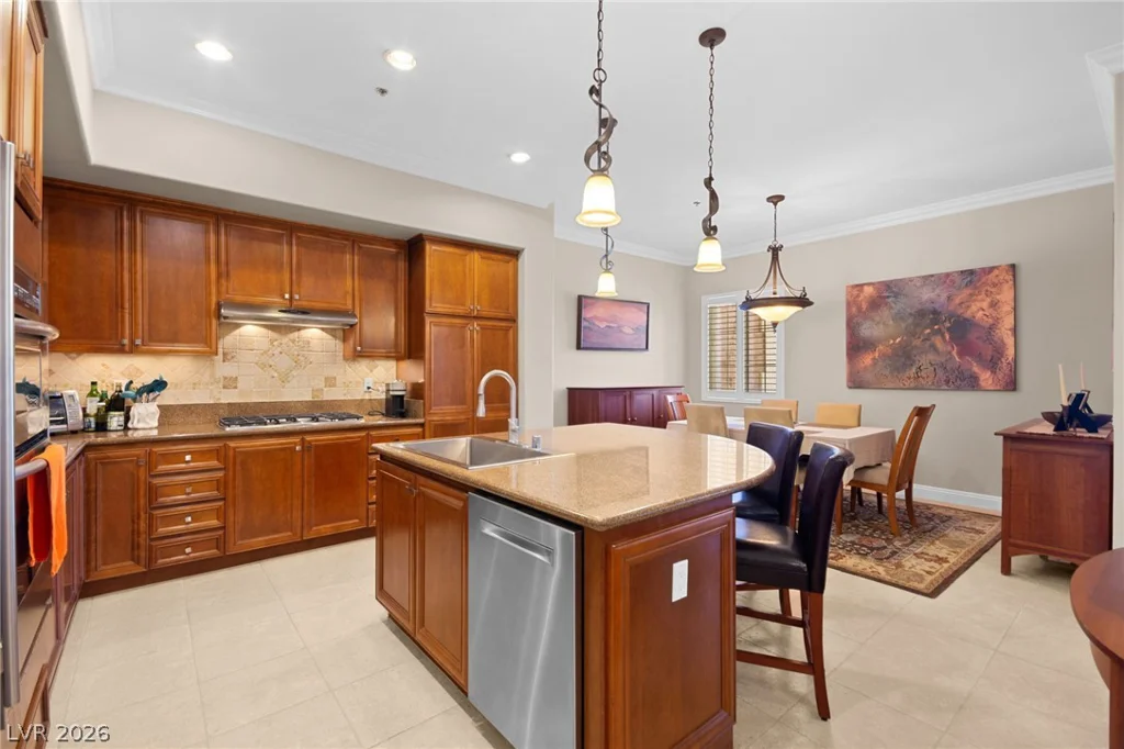 15 Via Mantova, Henderson, NV 89011