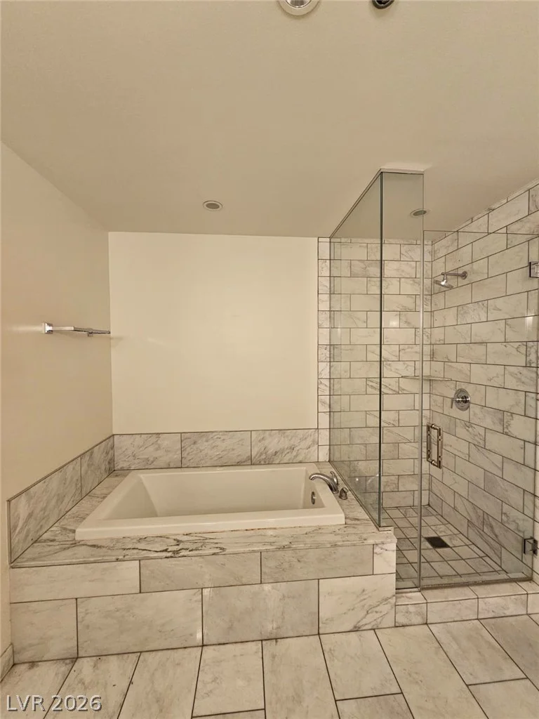 4471 Dean Martin, Las Vegas, NV 89103