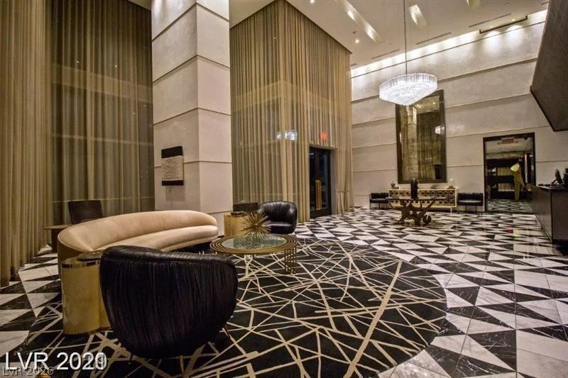4471 Dean Martin, Las Vegas, NV 89103