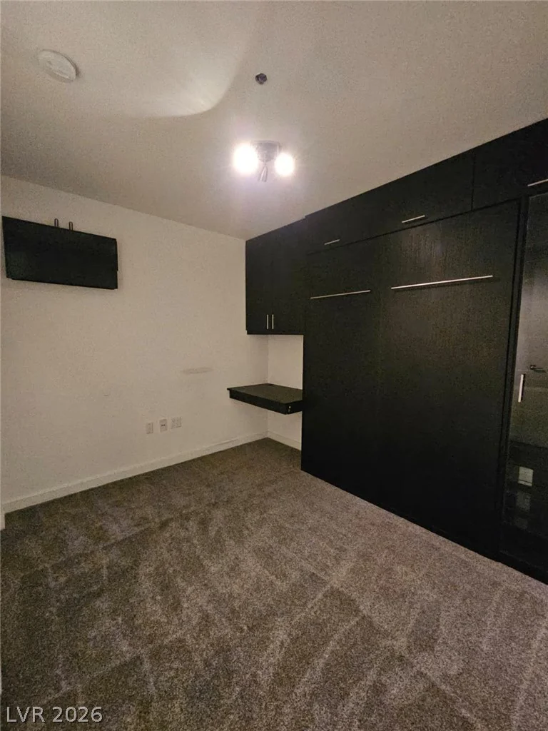 4471 Dean Martin, Las Vegas, NV 89103
