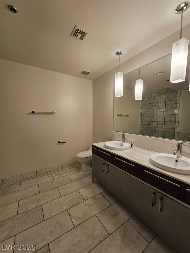 4471 Dean Martin, Las Vegas, NV 89103